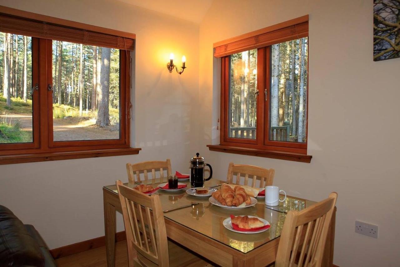 Cairngorm Lodges Aboyne Exterior photo